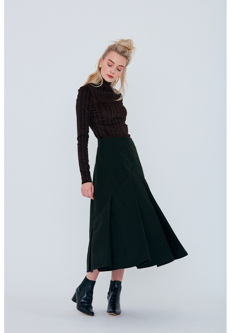 Pleated skirt hotsell with yoke